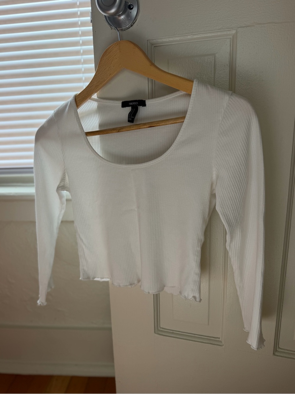 H&M White Ribbed Scoop-Neck Long Sleeve Top